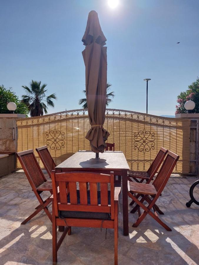 Apartments Maris Vranjic Екстер'єр фото