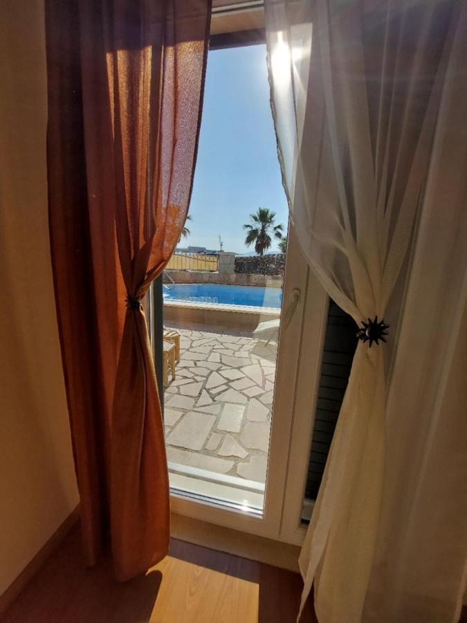 Apartments Maris Vranjic Екстер'єр фото