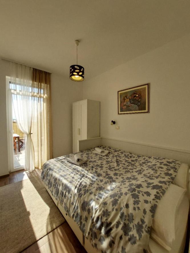 Apartments Maris Vranjic Екстер'єр фото